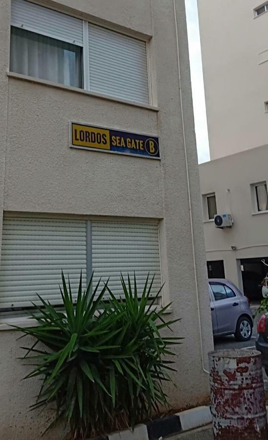 Stelia'S Seagate Studio Apt. ลาร์นาคา ภายนอก รูปภาพ